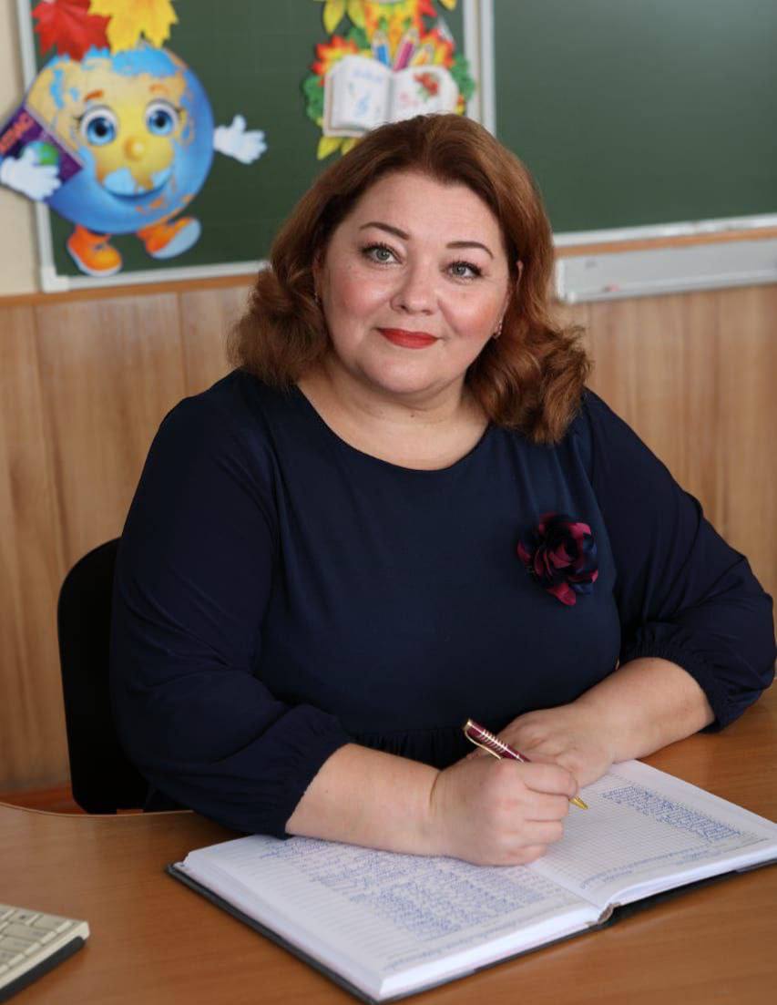 Моисеенкова Лариса Владимировна.